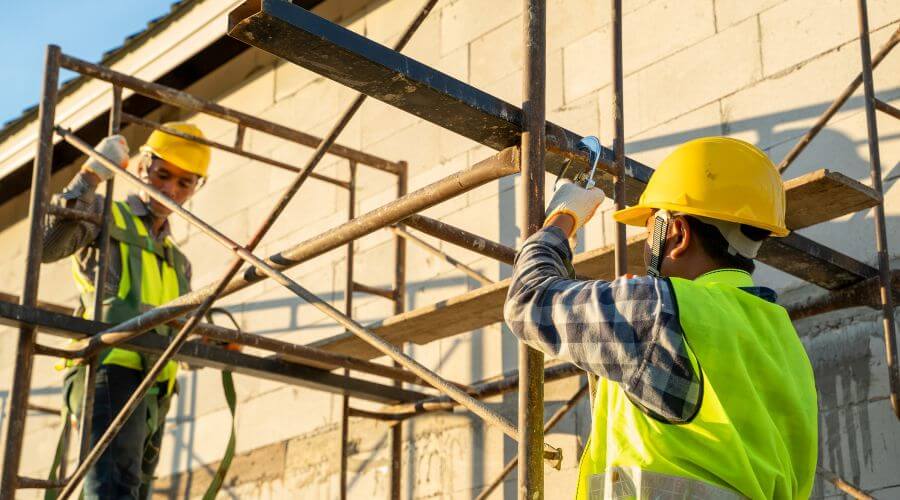 Professional gutter cleaning in Waterloo, IL